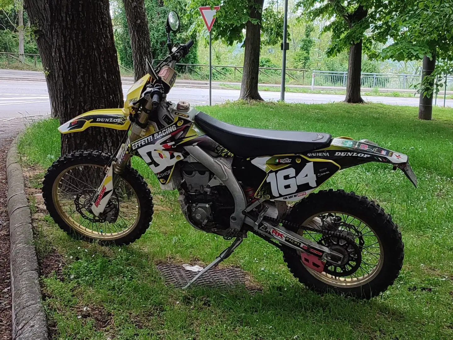 Suzuki RMZ 450 Valenti Racing Amarillo - 2
