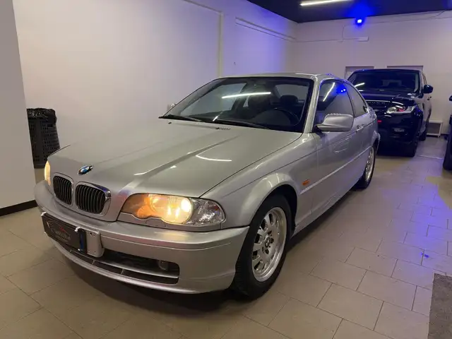 BMW 323 Serie 3 E46 Coupe 323ci
