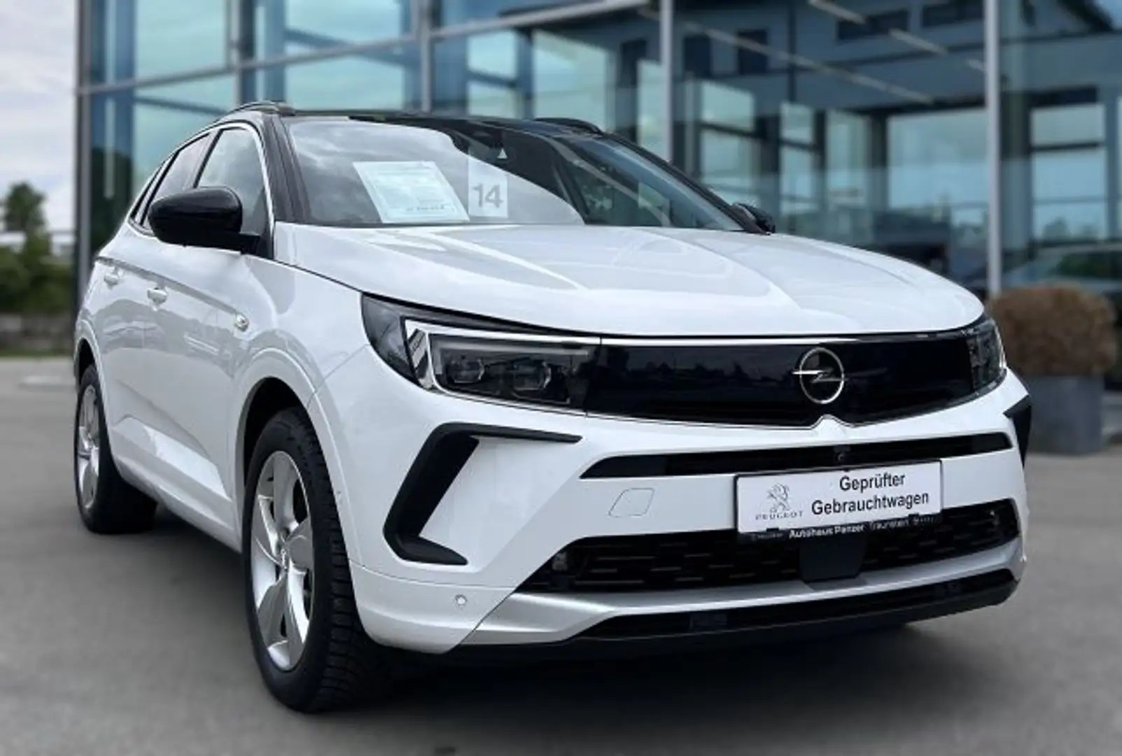 Opel Grandland Ultimate Plug-in-Hybrid AWD 300 Blanc - 1