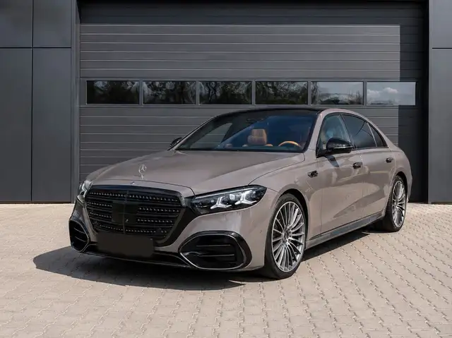 Mercedes-Benz S-Class view 2
