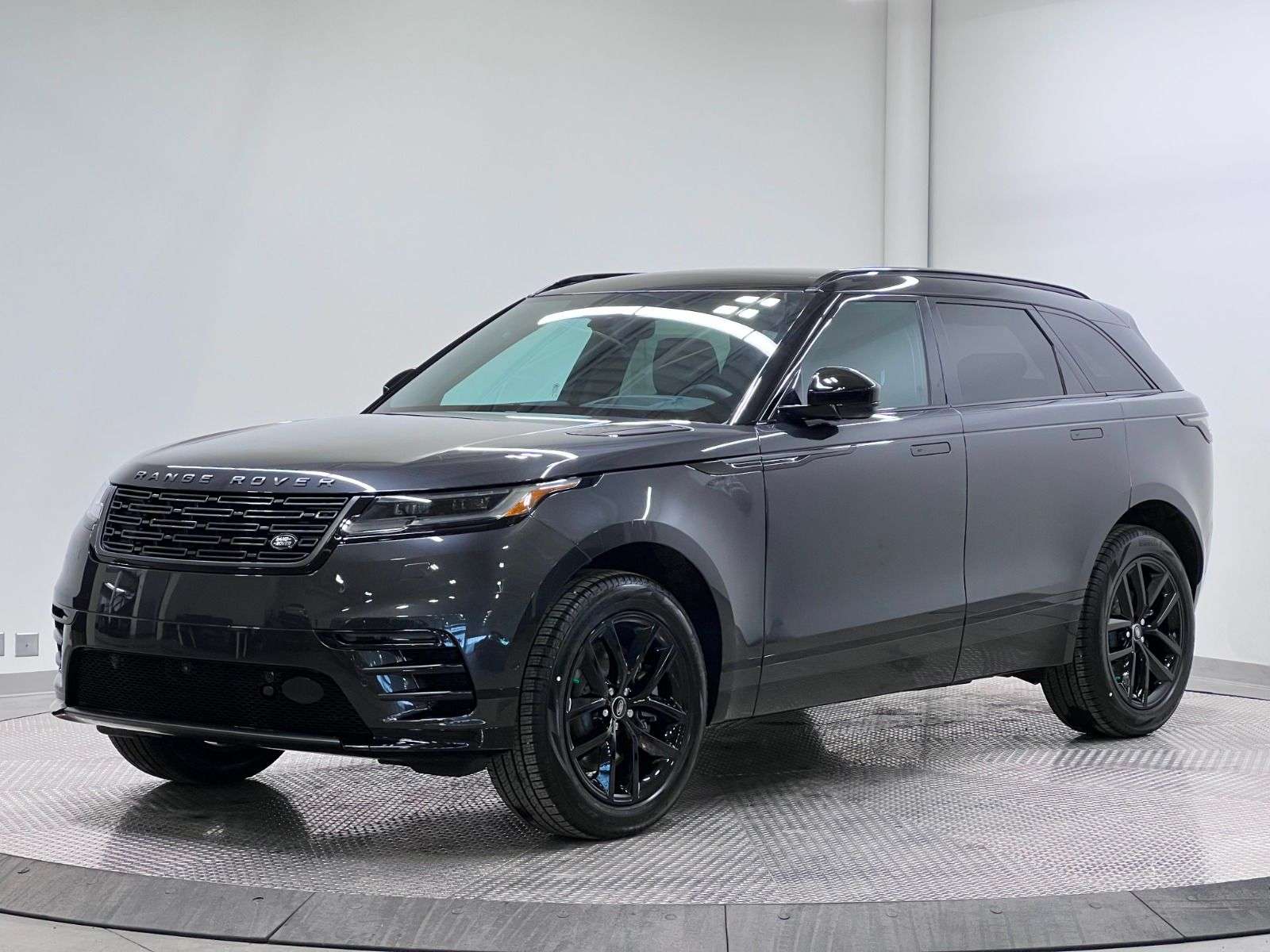 2026 Land Rover Range Rover Velar DYNAMIC SE | DEMO SAVINGS | TECH PKG