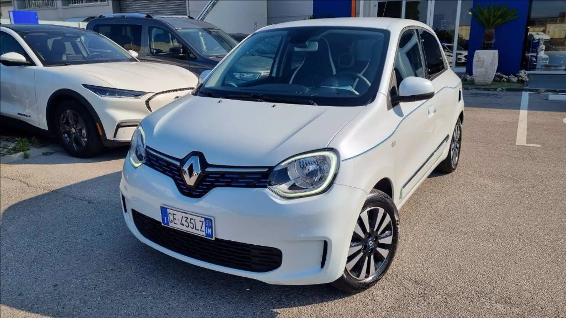 Renault Twingo intens 22kwh Gris - 1