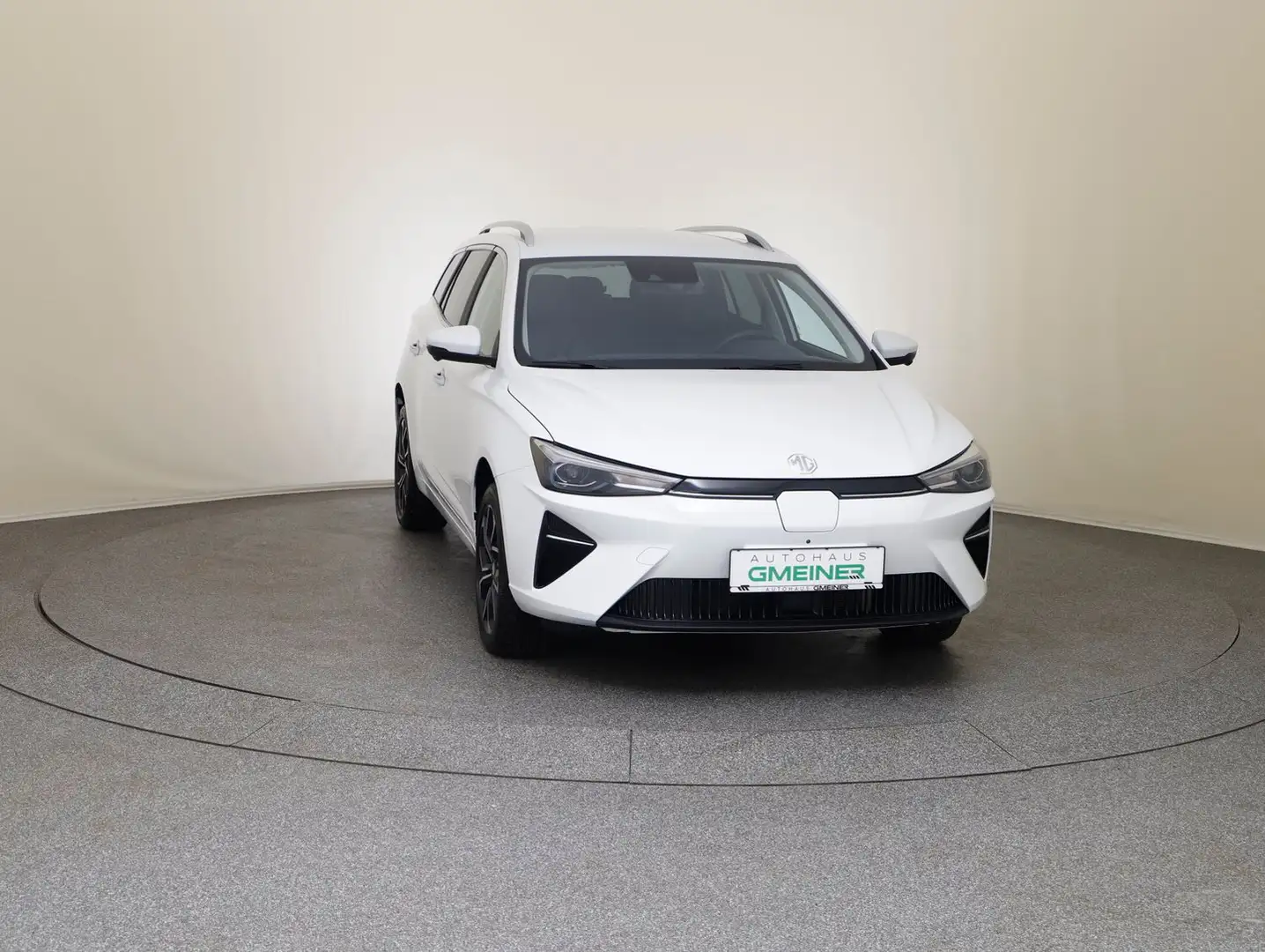 MG MG5 Luxury Weiß - 2