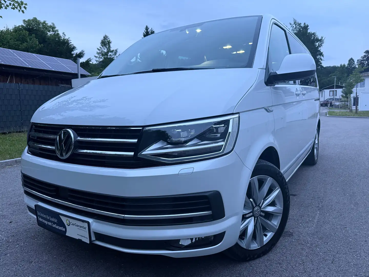 Volkswagen T6 Multivan Multivan Highline 2,0 TDI 4Motion BMT DSG Six Generation Weiß - 1