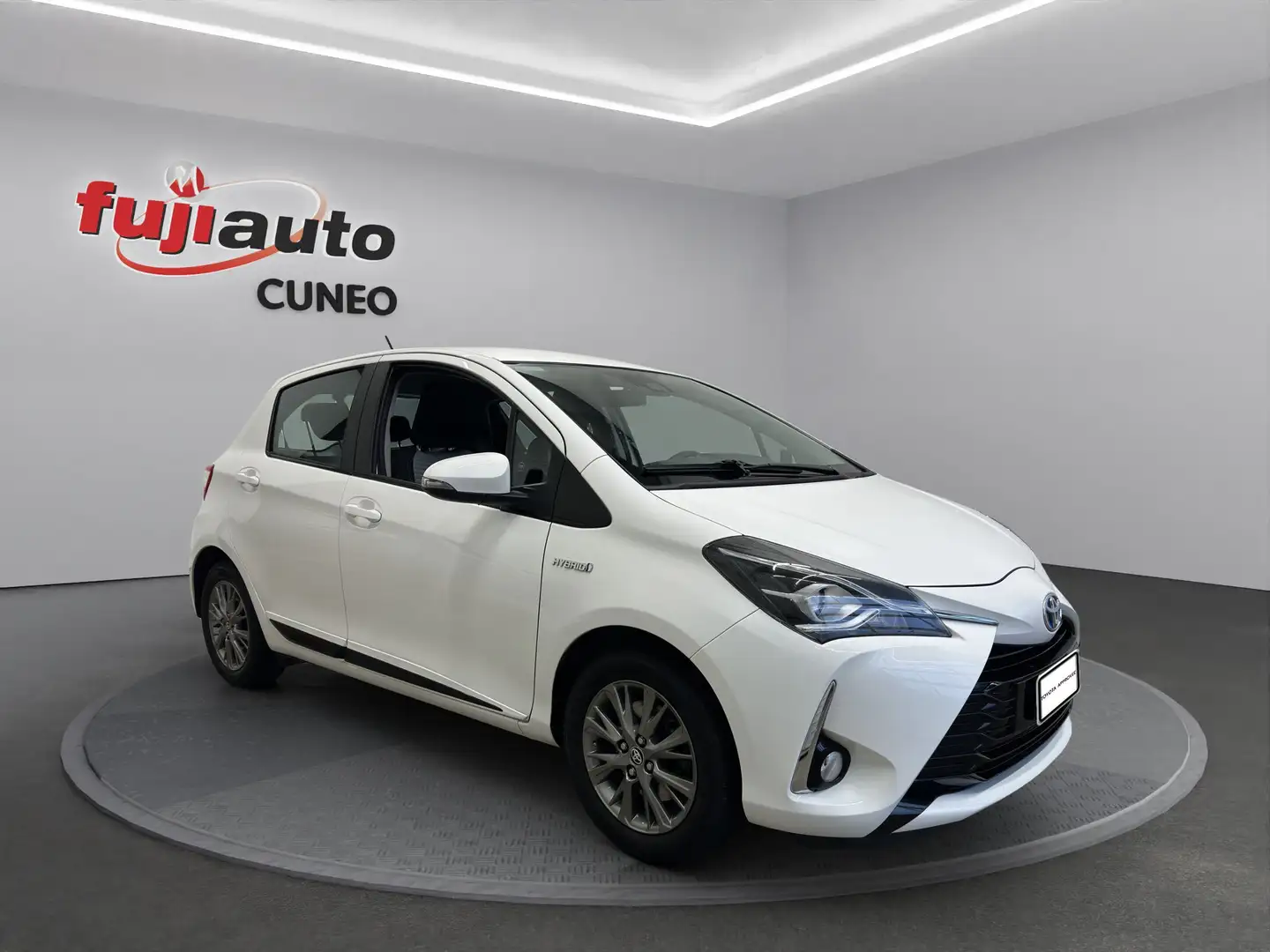 Toyota Yaris Yaris 5p 1.5h Active Bianco - 2