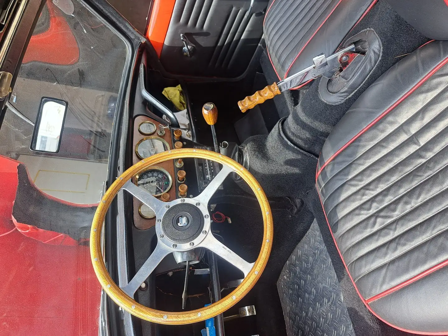 Triumph Spitfire lederausstattung, hardtop, spechenfelgen mit 3 flü Rouge - 1