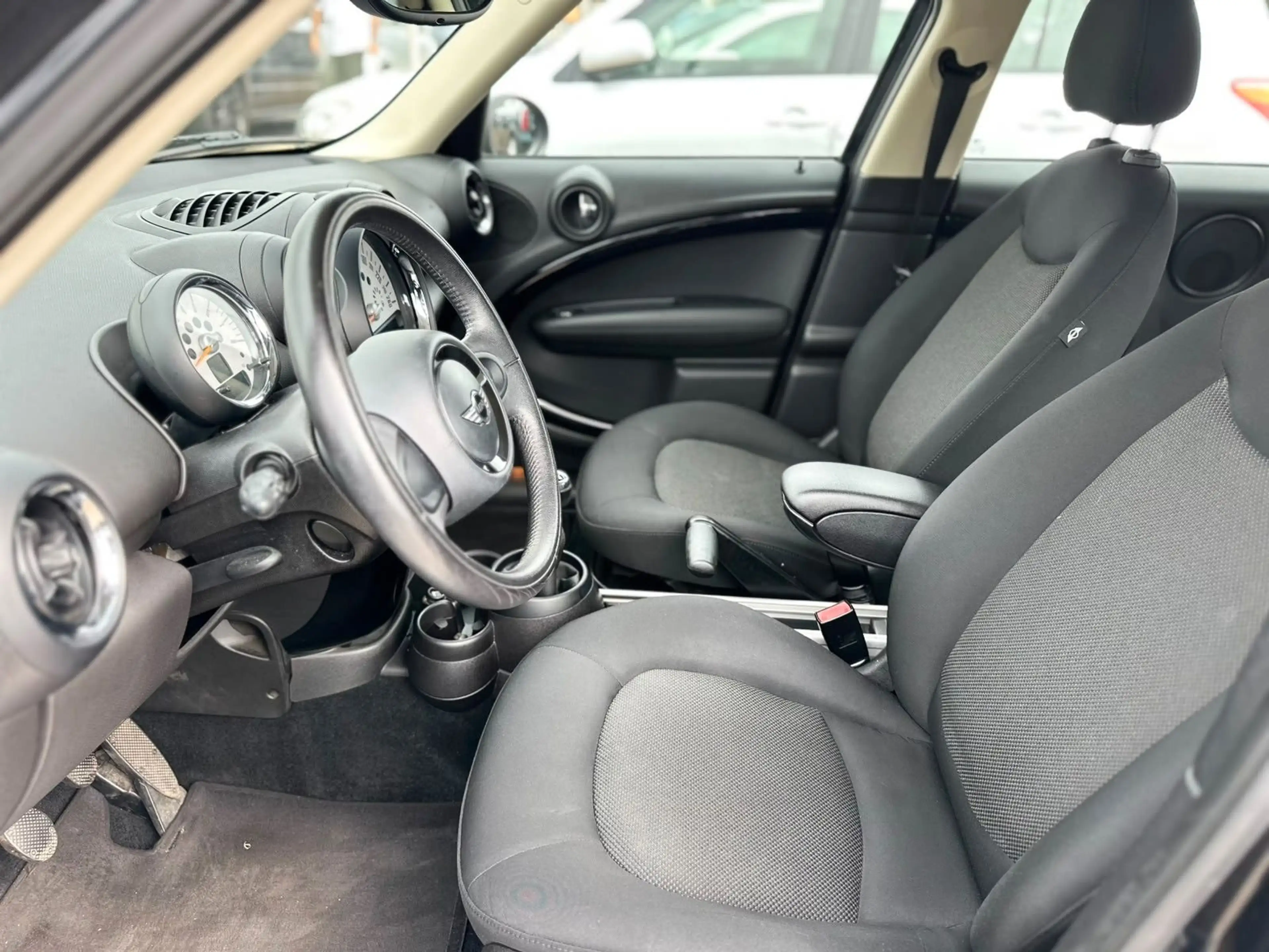MINI One Countryman* HU NEU *INSPEKTION NEU * — photo 8