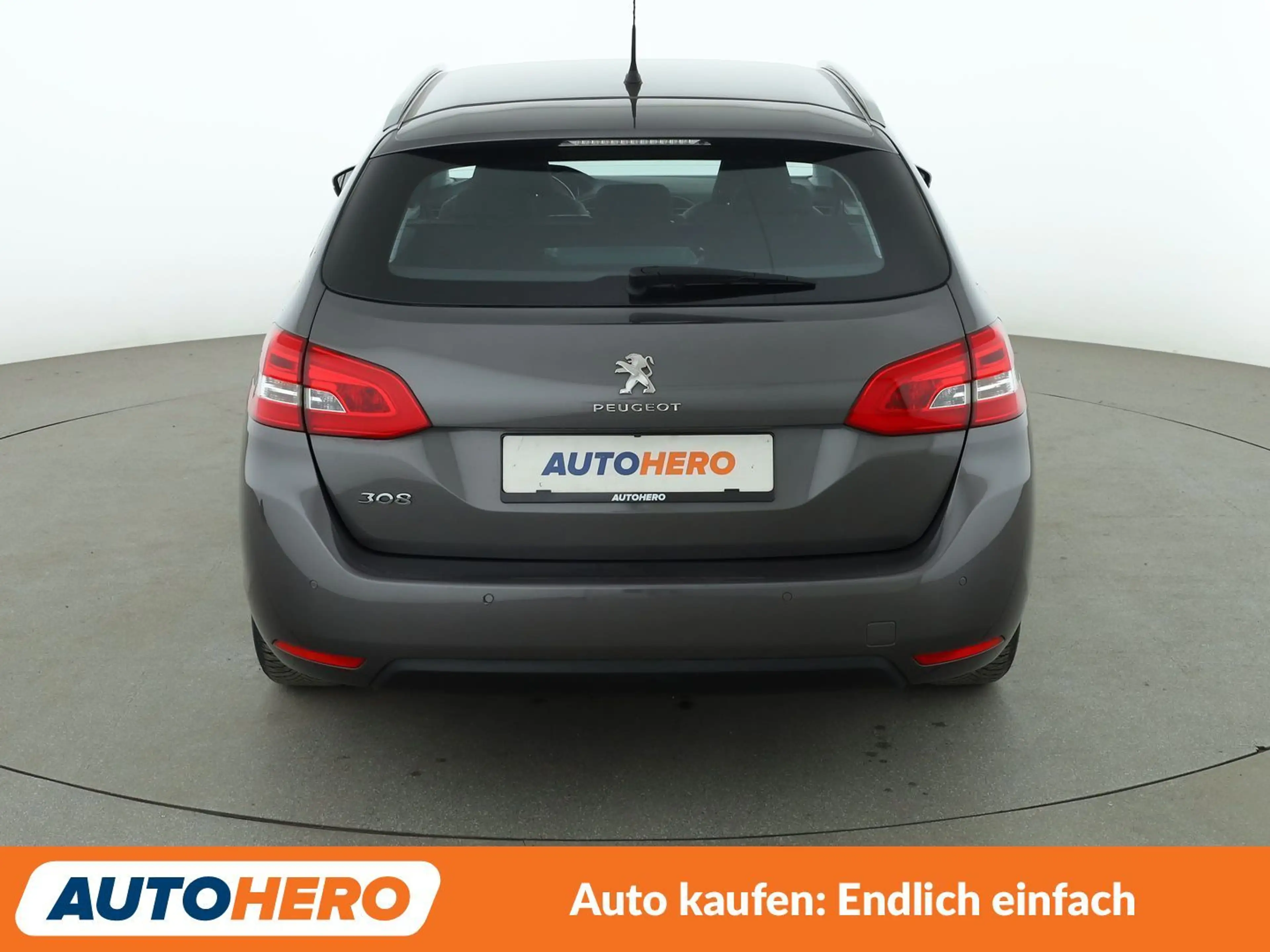 Peugeot 308 1.2 e-THP Allure — photo 5