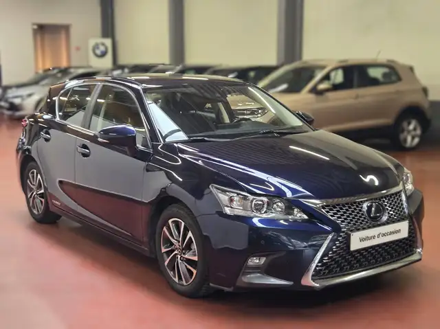 Lexus CT 200h HYBRIDE + TOIT OUVRANT + CUIR chauffant + Garantie