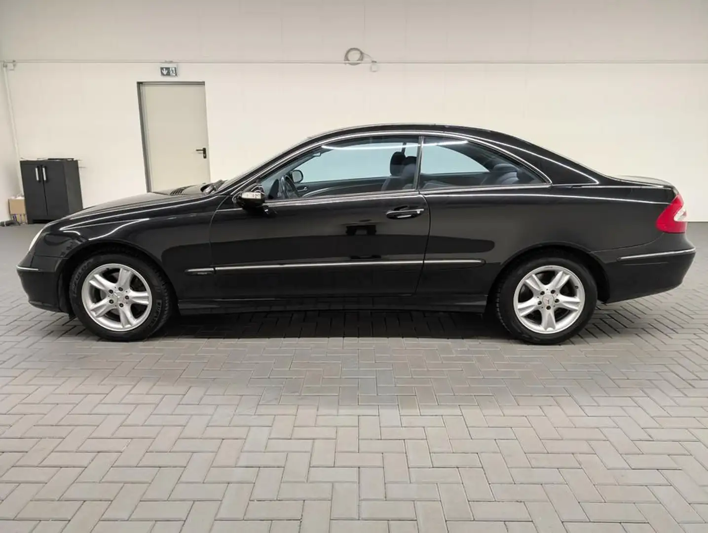 Mercedes-Benz CLK 240 Avantgarde Für Gewerbe, Ex-/Import Noir - 2