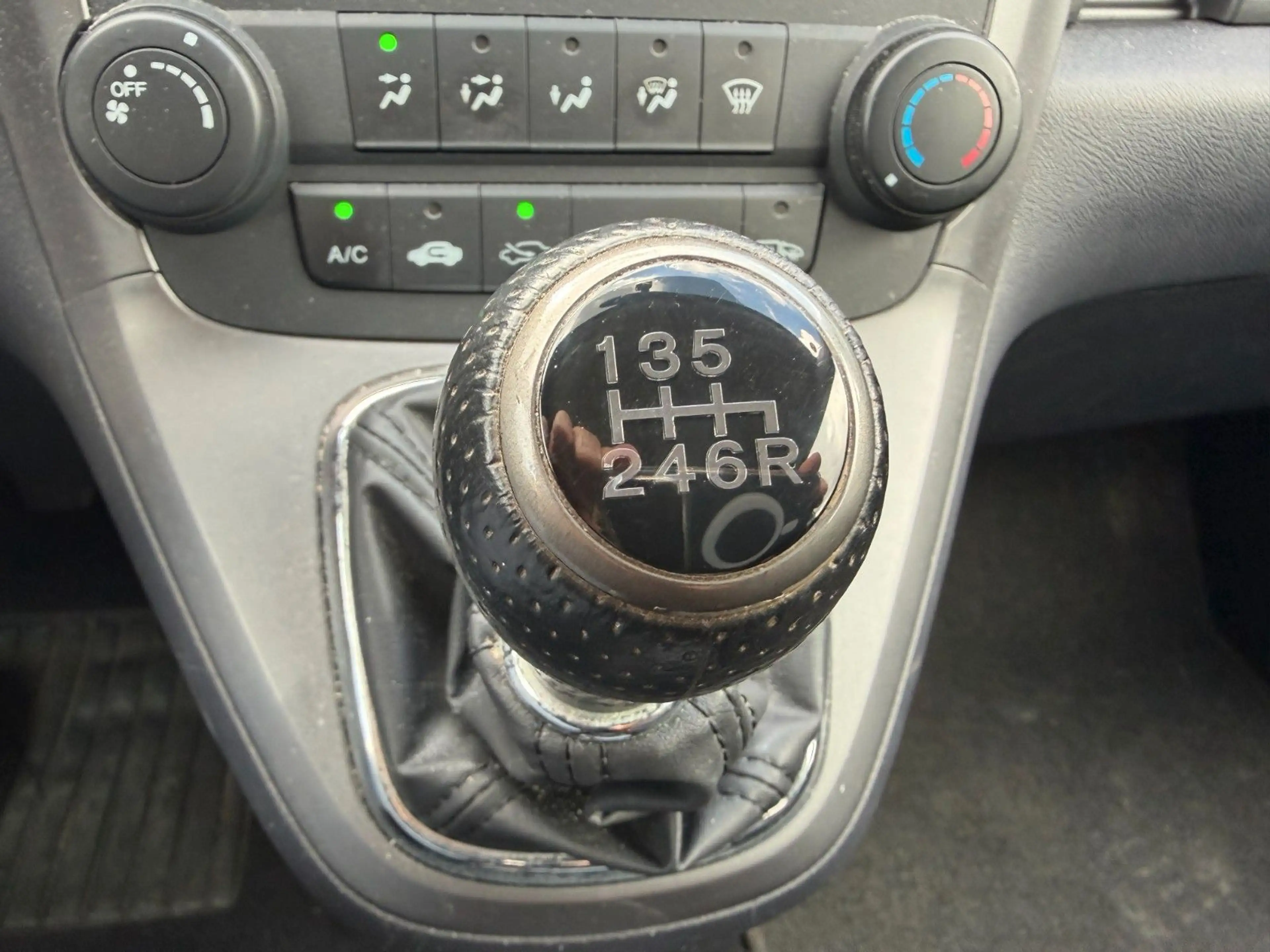 Honda CR-V 2.0 Klimaautomatik,6-Gang,4X4,Tüv:05/27 — photo 11