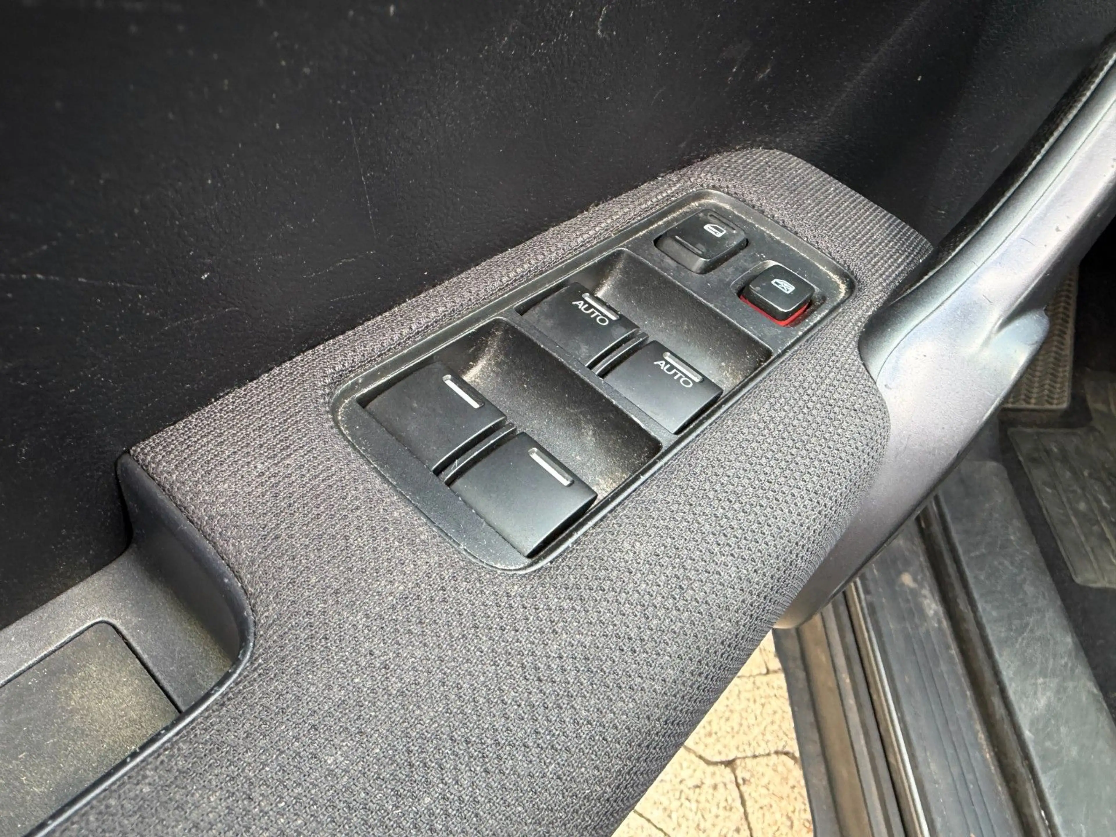 Honda CR-V 2.0 Klimaautomatik,6-Gang,4X4,Tüv:05/27 — photo 9