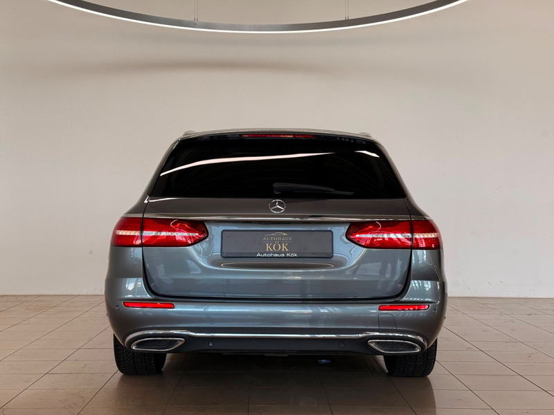 Mercedes-Benz E 400 T-Modell d 4Matic PANO ACC 360 Burmester V — photo 8