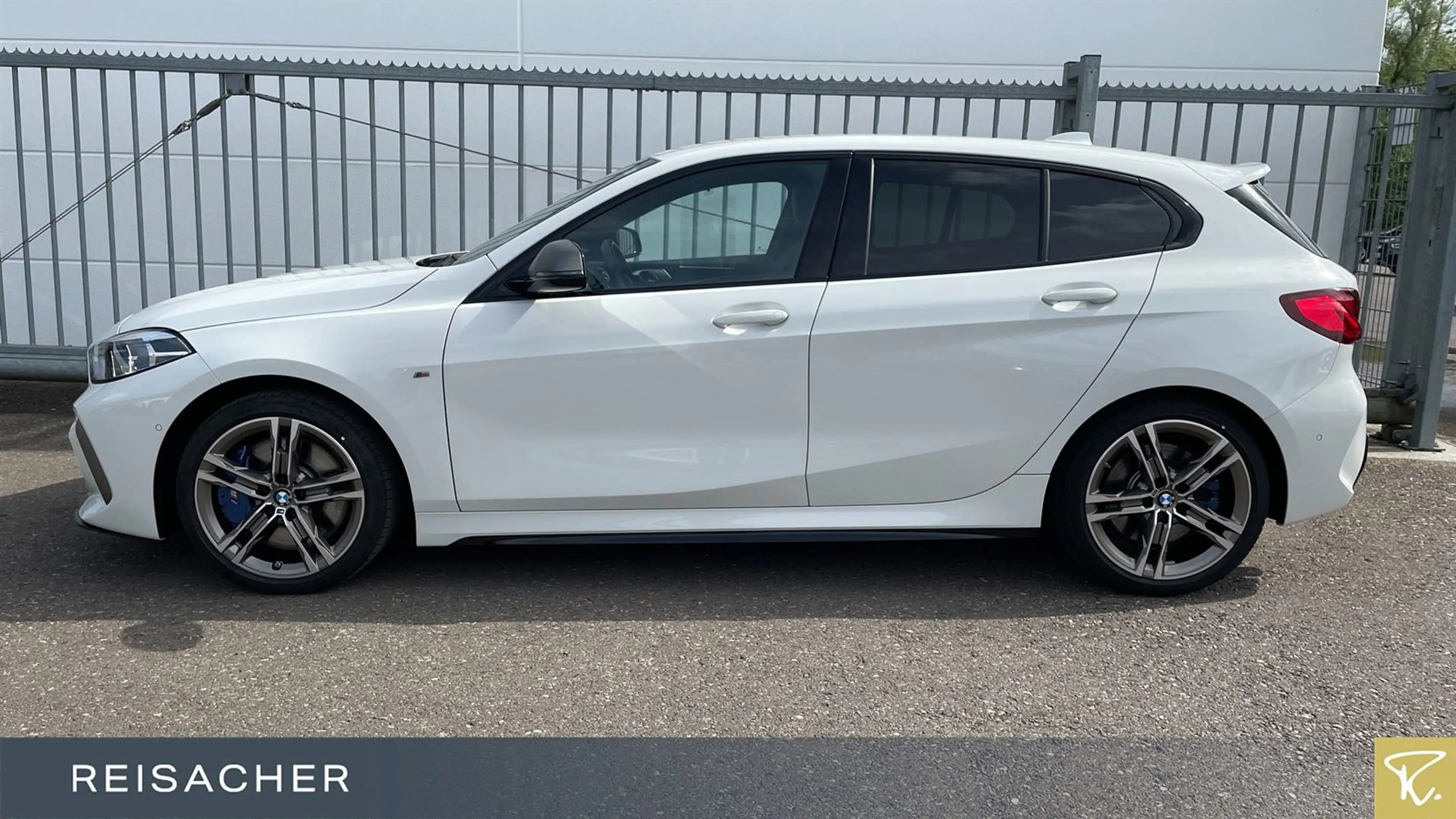 BMW 135 i xDrive ParkAss,RFK,adLed,HiFi,LiCoPr,18"LM — photo 9