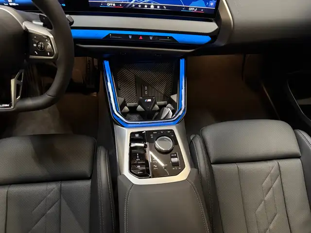 BMW X3 view 14