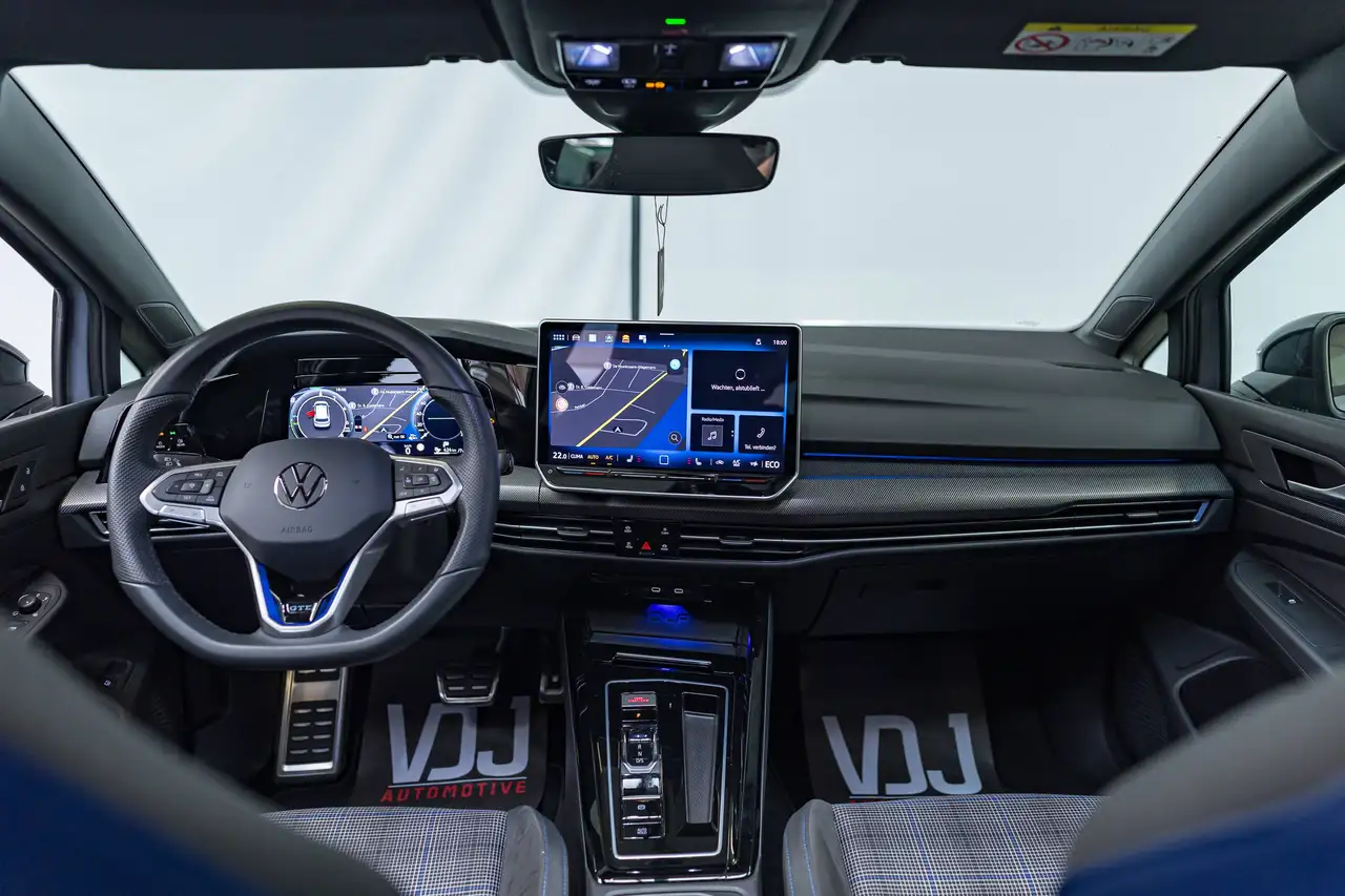 Volkswagen Golf PHEV 360° HEAD-UP PANO IQ-LIGHTS ACC LA HEATED-SEATS AMBIENTLIGHT, миниатюра 17