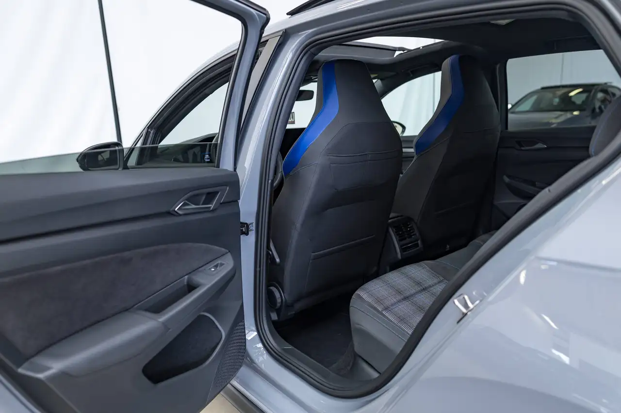 Volkswagen Golf PHEV 360° HEAD-UP PANO IQ-LIGHTS ACC LA HEATED-SEATS AMBIENTLIGHT, миниатюра 14