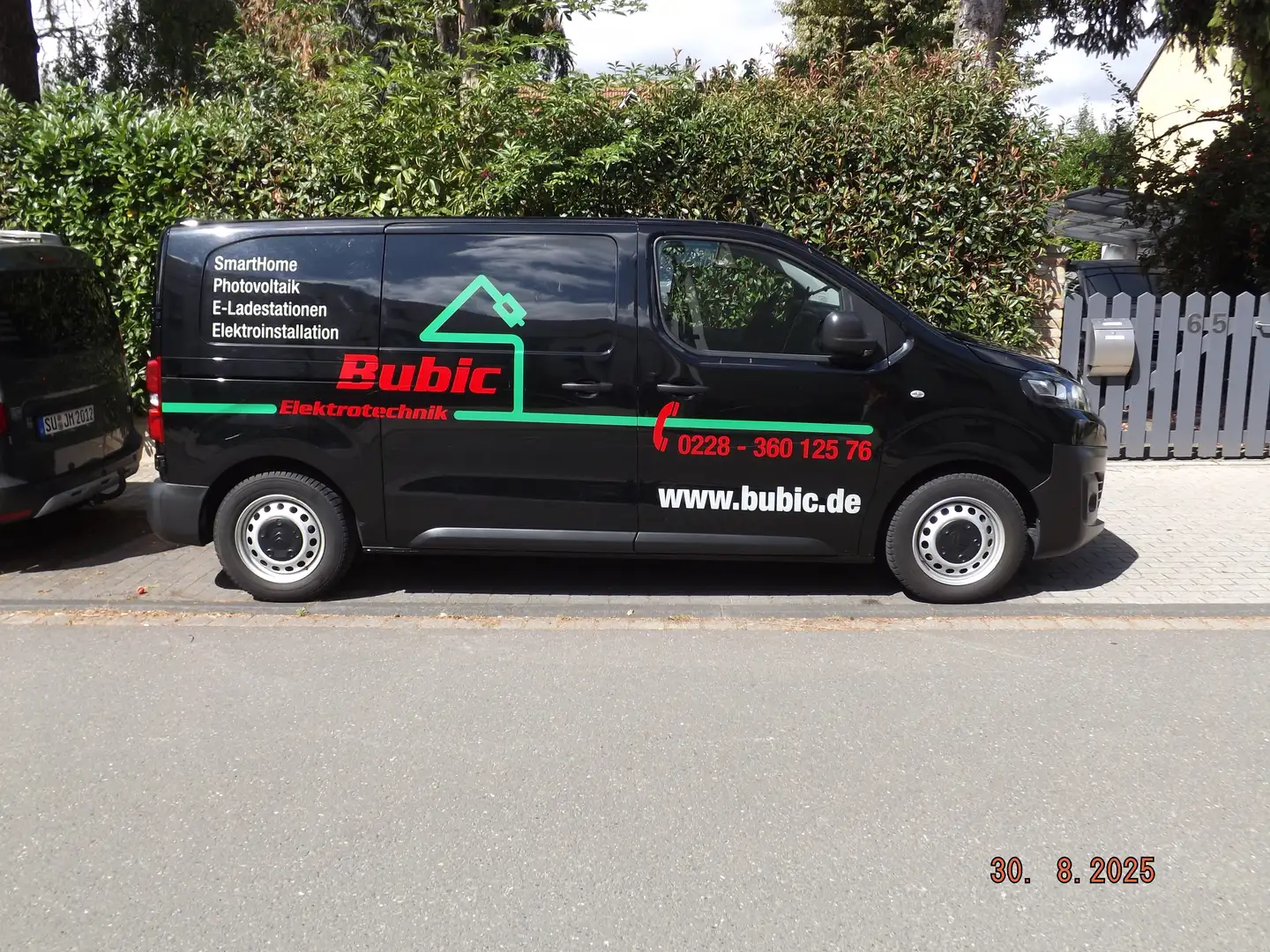 Citroen Jumpy Control M BlueHDi 100 S&S Schwarz - 2