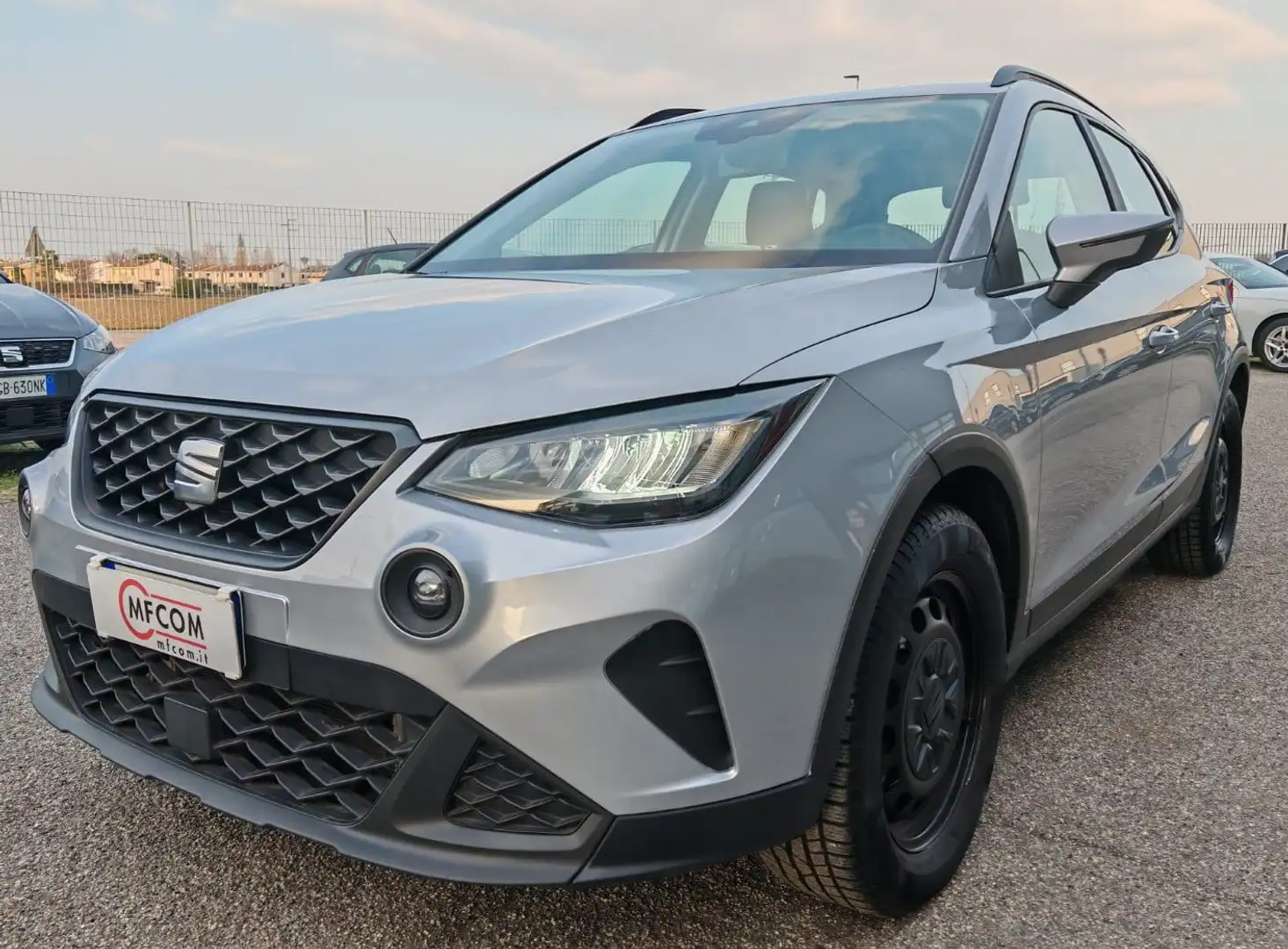 SEAT Arona 1.0 tgi Reference 90cv NEW MODEL Argento - 1