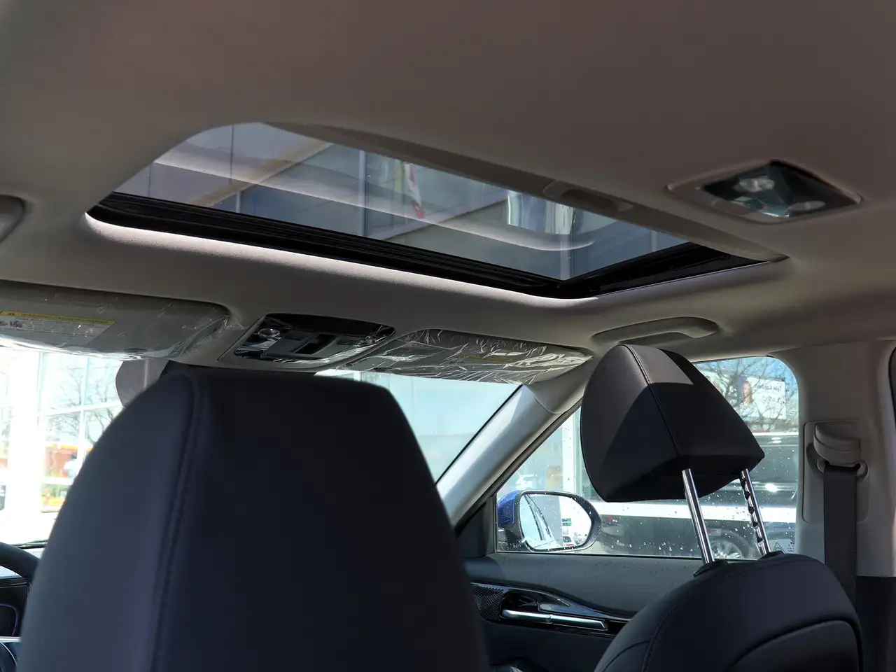 Kia Seltos снимка Kia Seltos