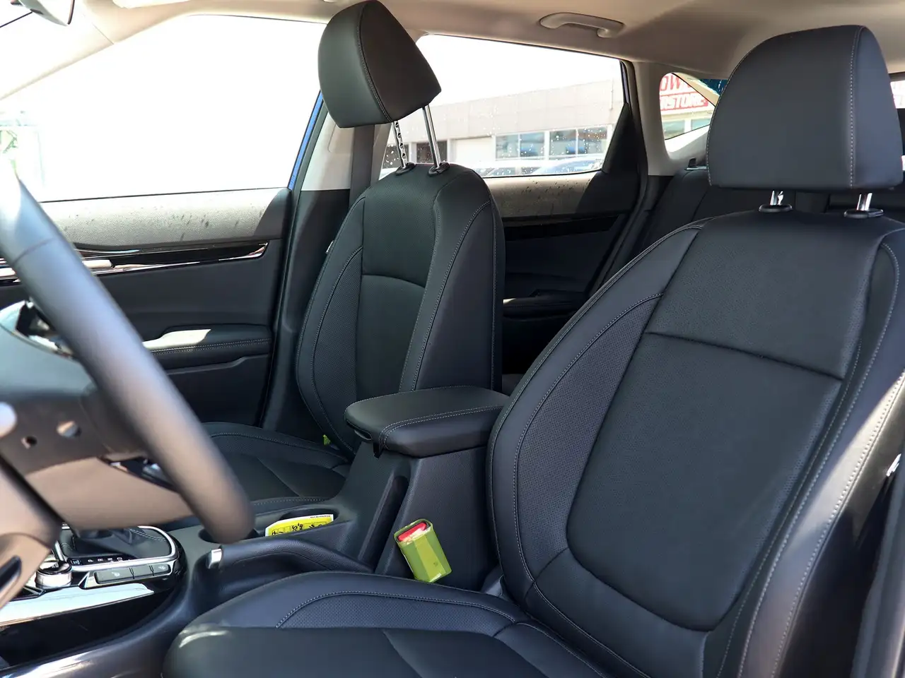 Kia Seltos снимка Kia Seltos