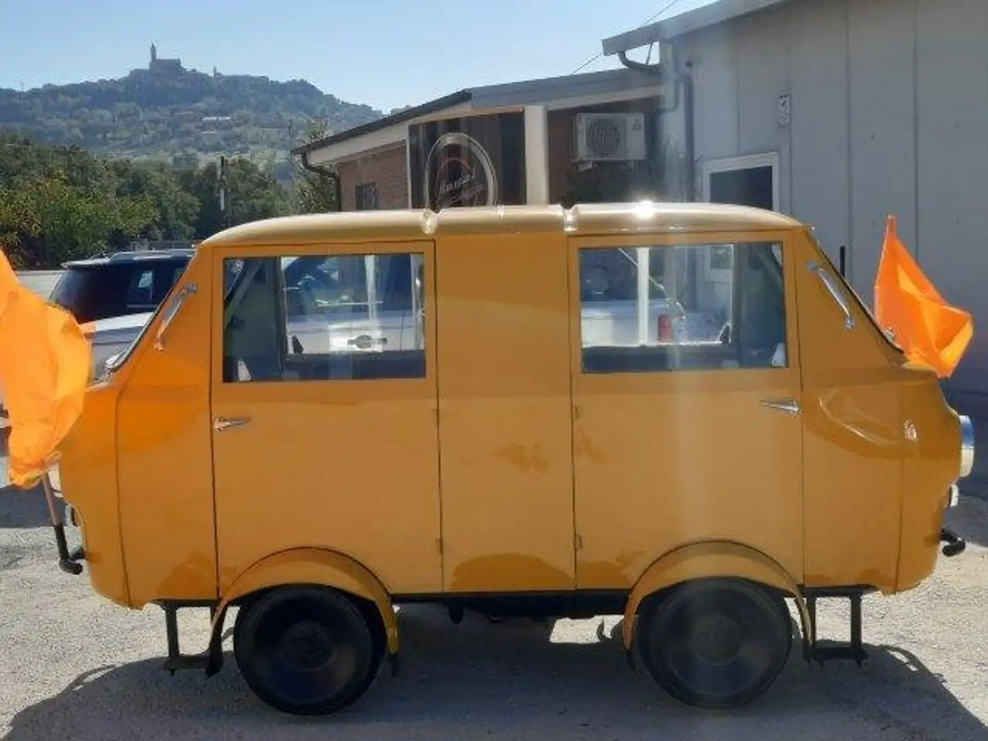 Fiat 500 DRAISINA MOTOCARRELLO NUMERO 24 SU 50 PRODOTTE Gelb - 2