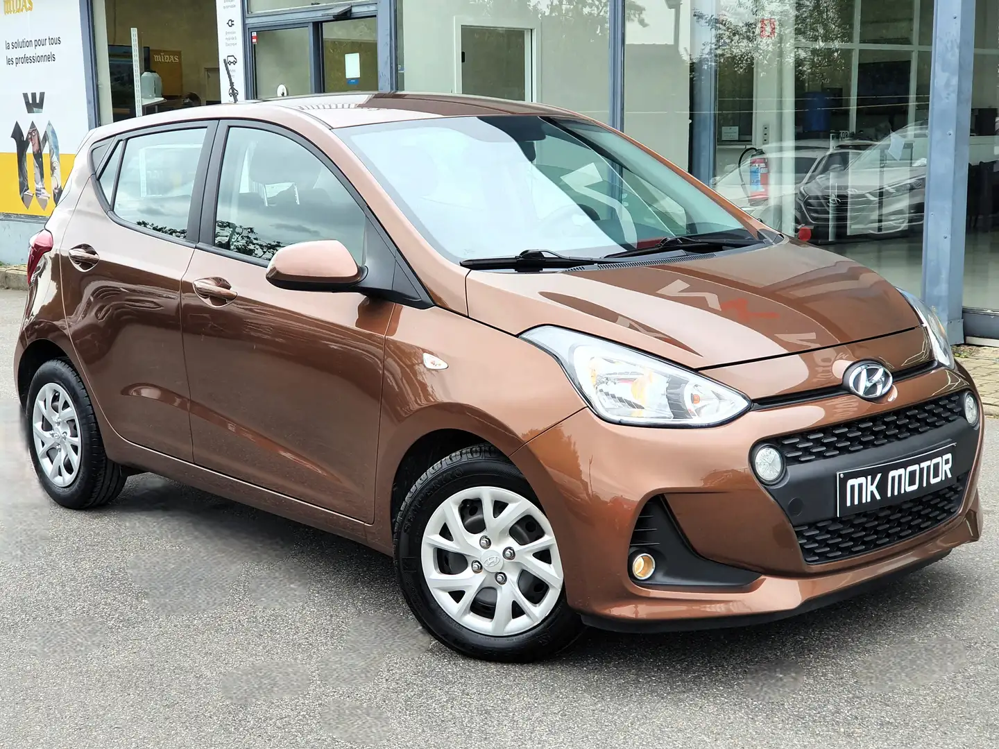 Hyundai i10 🟢1.0 ESSENCE 67CV - FULL CARNET - GPS- CAPTEURS Brun - 2