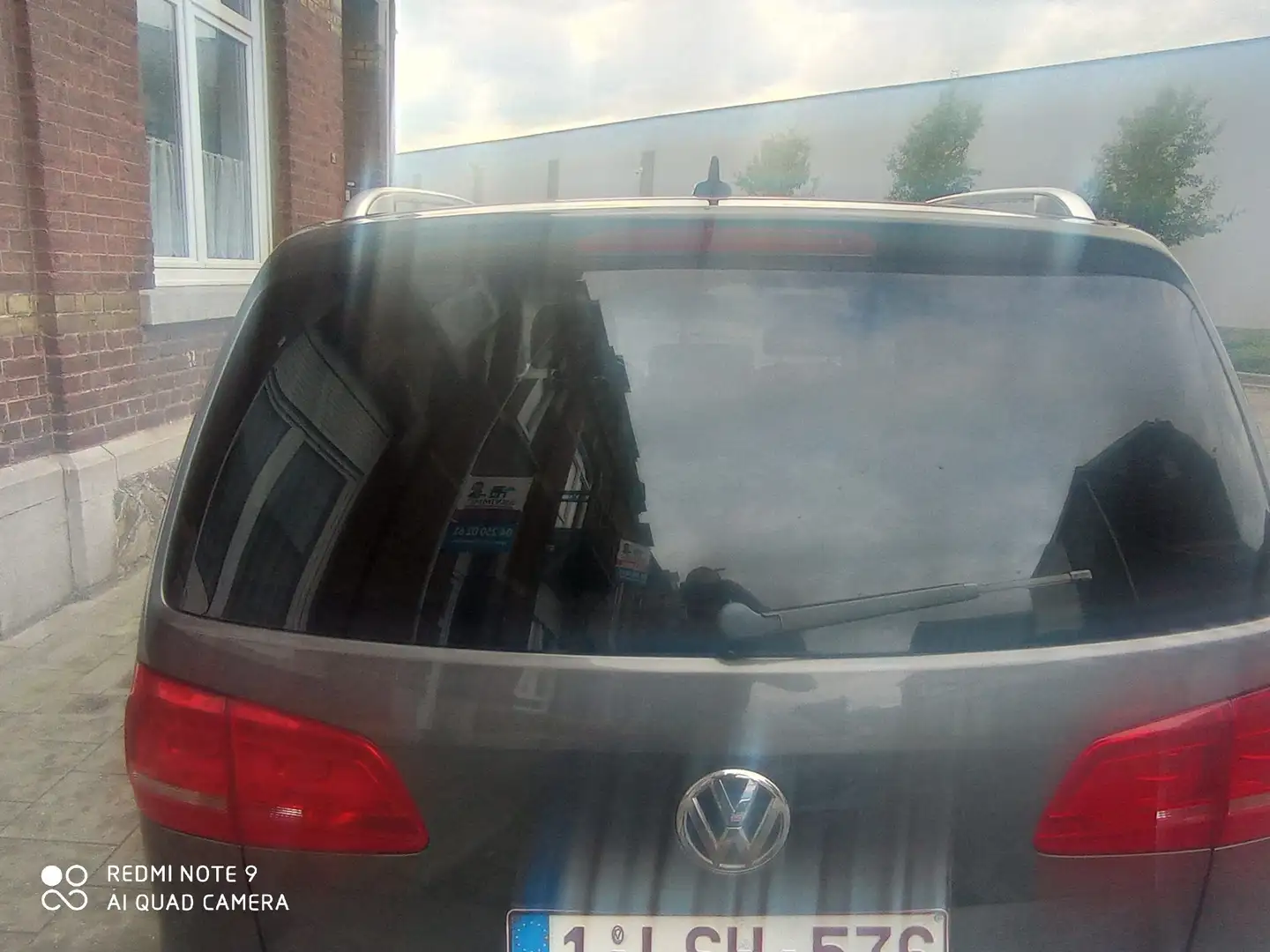 Volkswagen Touran Business 1.6 TDI 105 FAP Trendline - 1