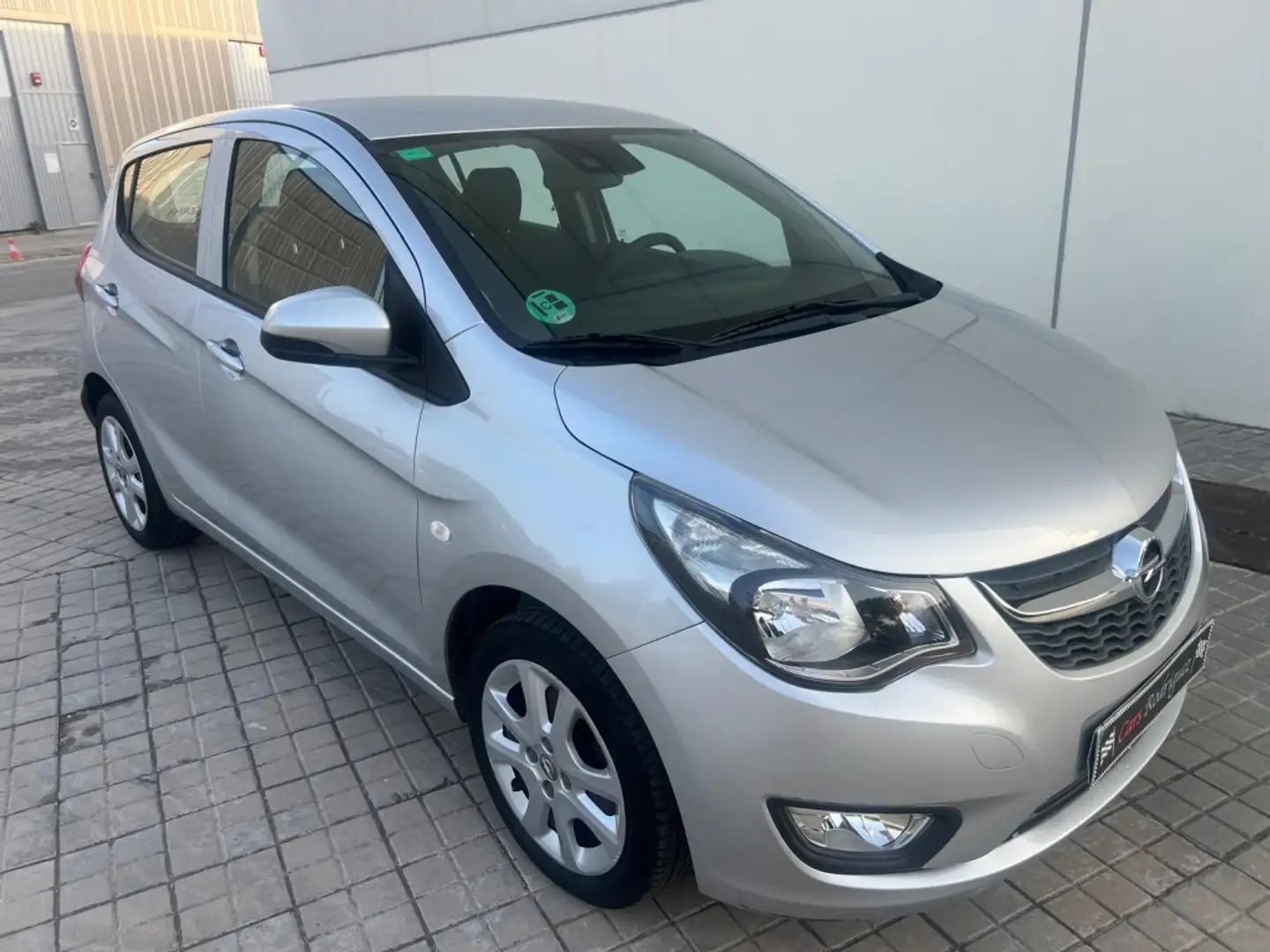 Opel Karl 1.0 XE Selective Plateado - 2