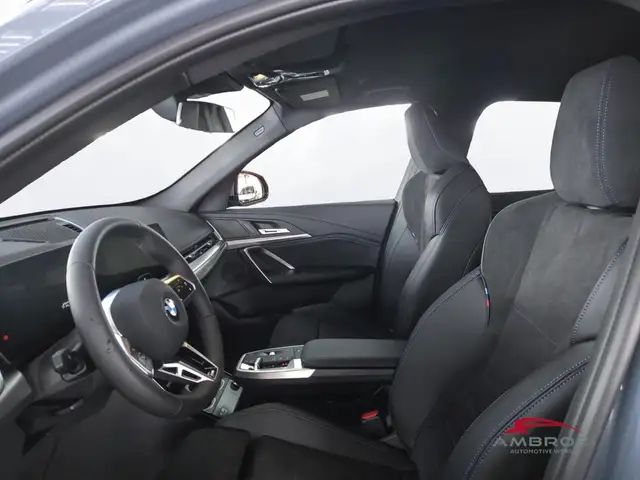 BMW X1 view 9