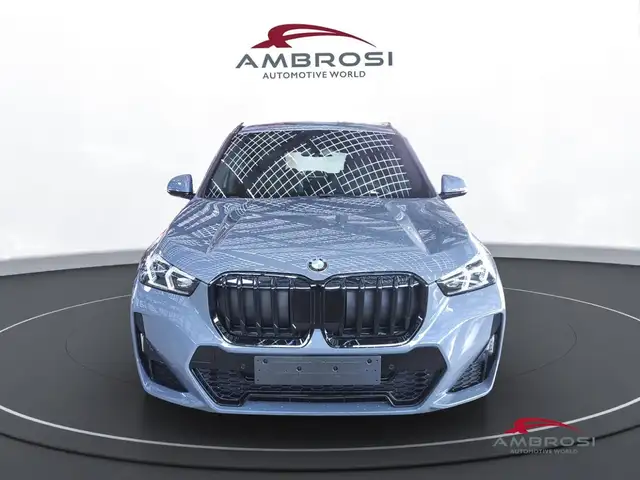 BMW X1 view 7