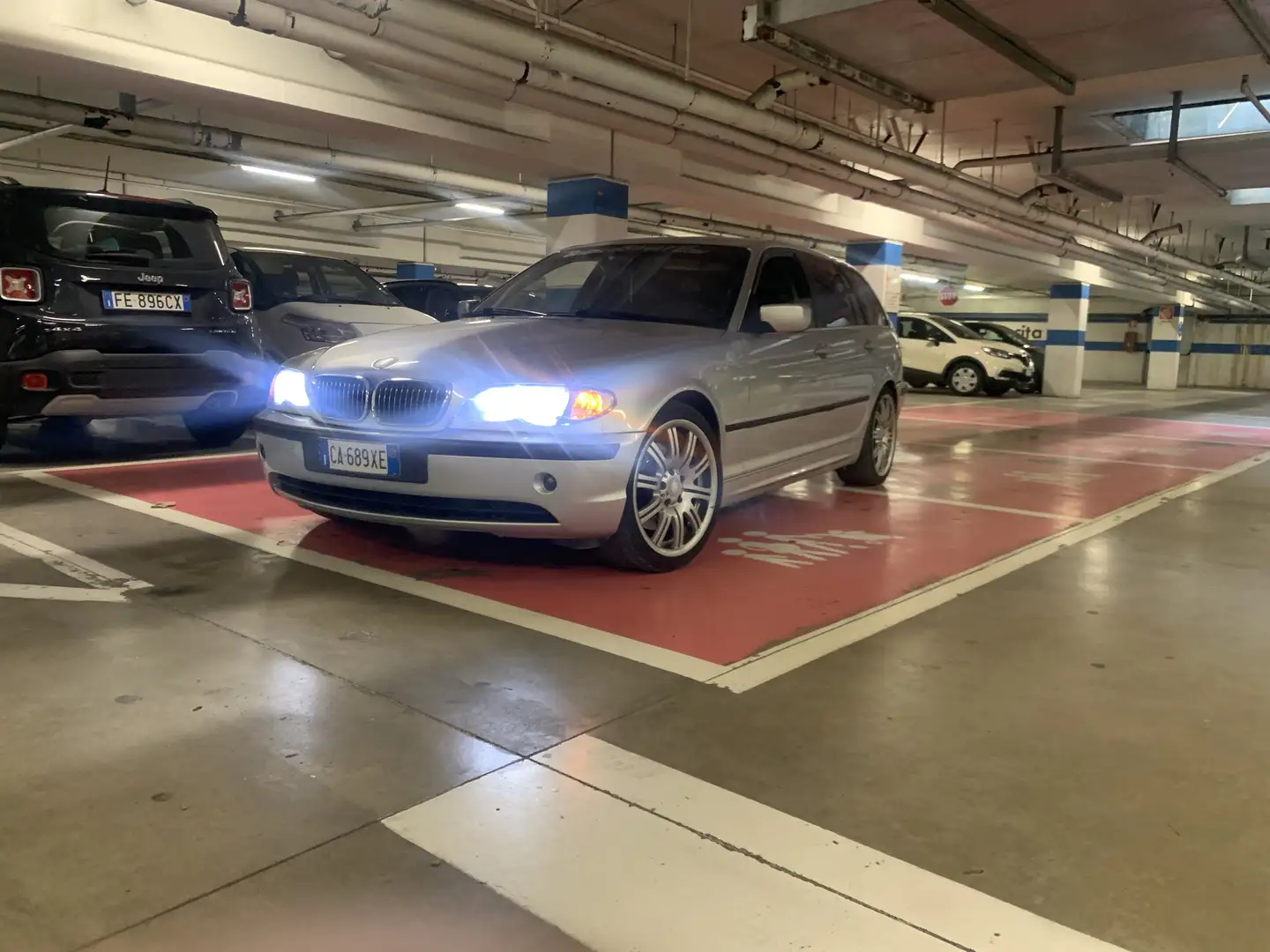 BMW 330 330xd Touring FL - 2