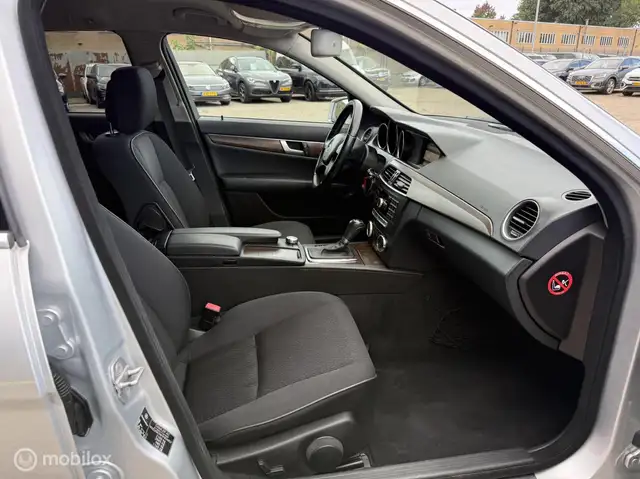 Mercedes-Benz C-Class view 15