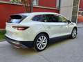 Skoda Enyaq iV 80 82kWh Weiß - thumbnail 3