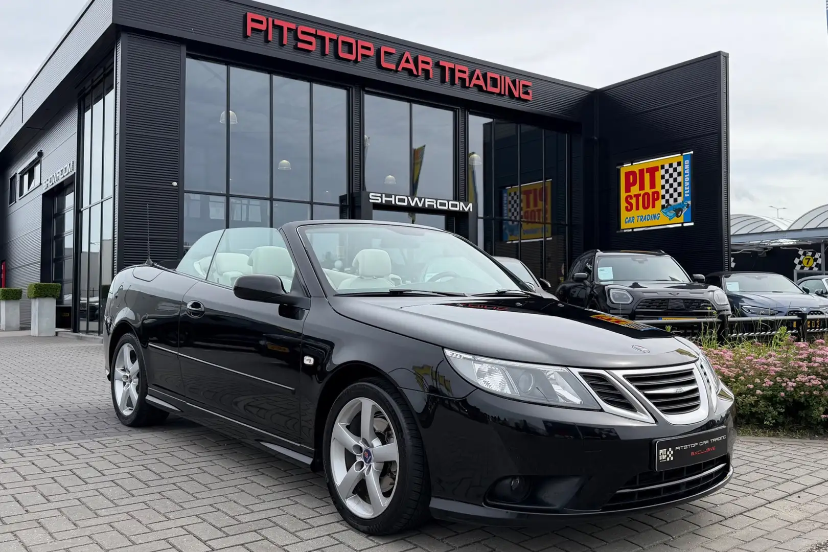 Saab 9-3 Cabrio 2.0 T, 200pk, Automaat, Gedocumenteerd, Hir Schwarz - 1