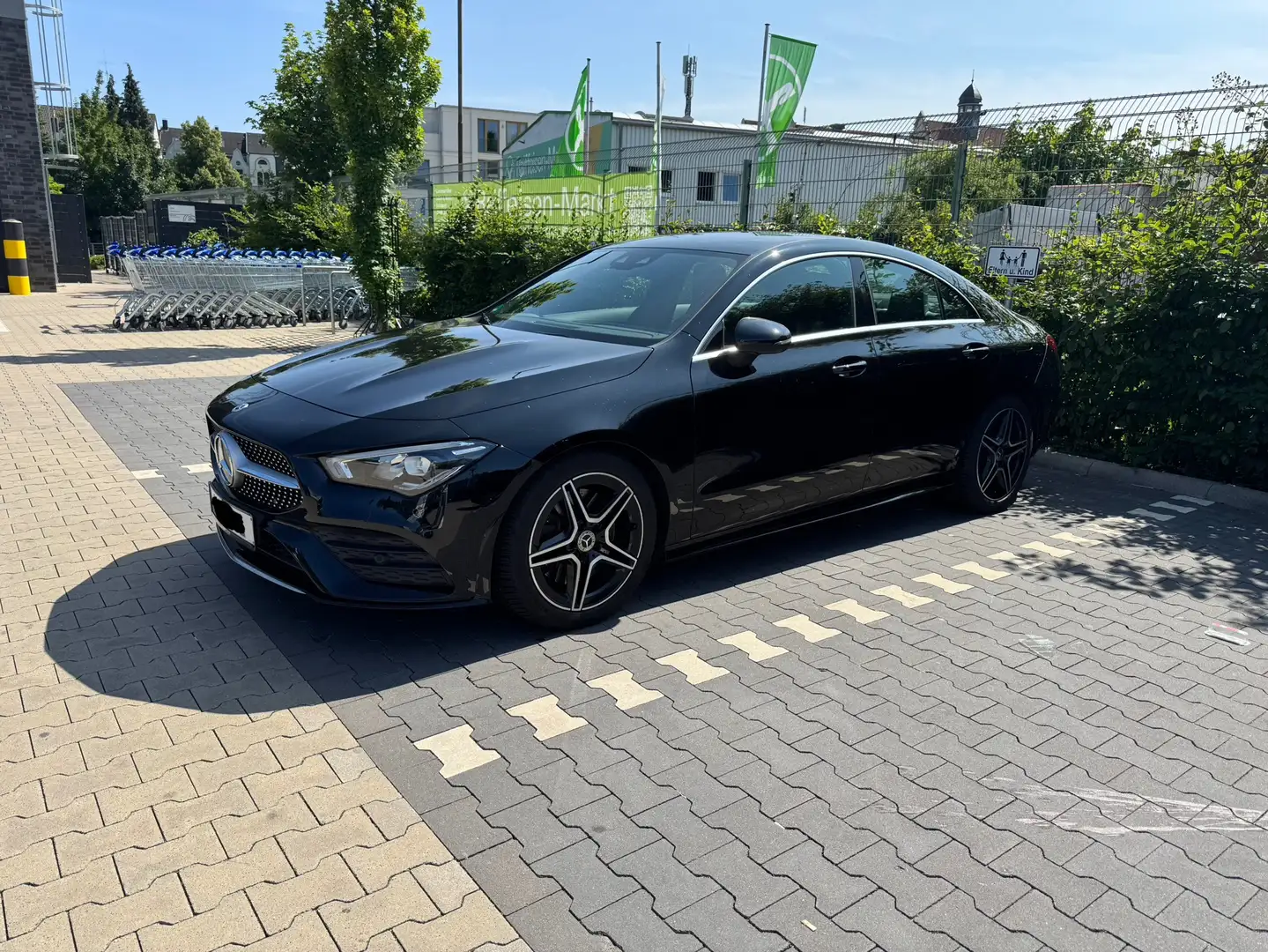 Mercedes-Benz CLA 250 CLA 250 AMG-LINE Schwarz - 2