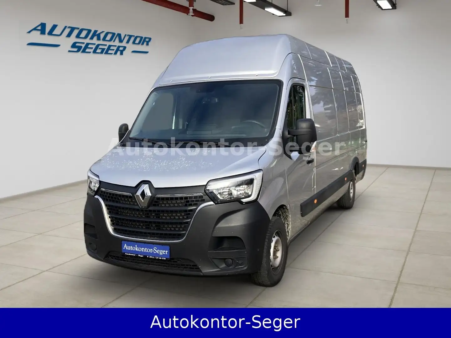 Renault Master III Kasten L4H3 GKa 3,5t Grau - 2