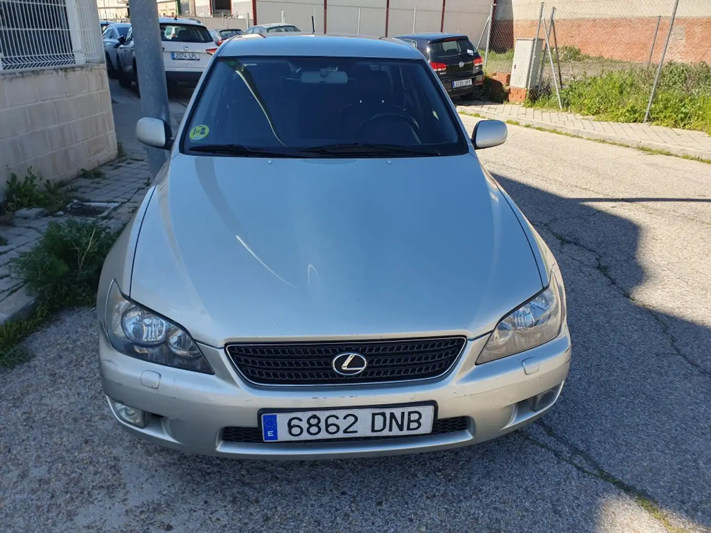 Lexus IS 200 Premium Beige - 2