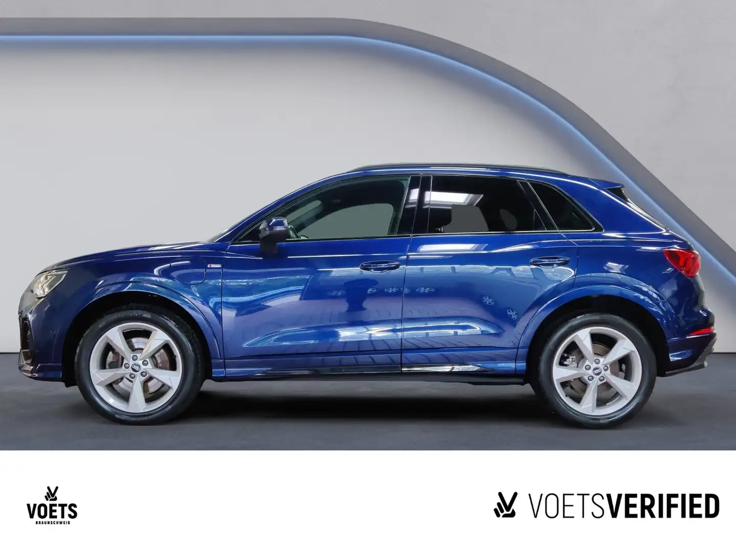 Audi Q3 S-line 45 TFSIe S-tronic MATRIX-LED+SHZ+PDC Blau - 2