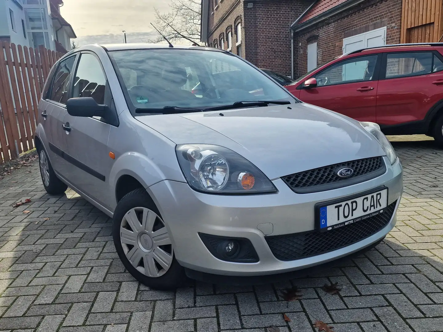 Ford Fiesta Trend Automatik (80Tkm) - 2