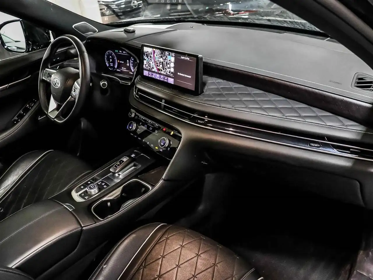 Infiniti QX60 снимка Infiniti QX60