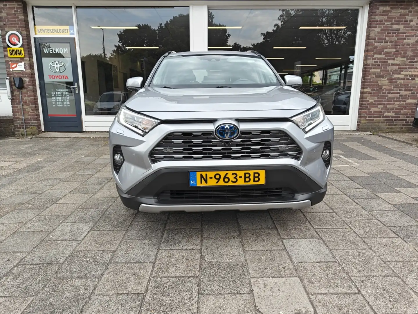 Toyota RAV 4 2.5 Hybrid AWD Exec. Gris - 2