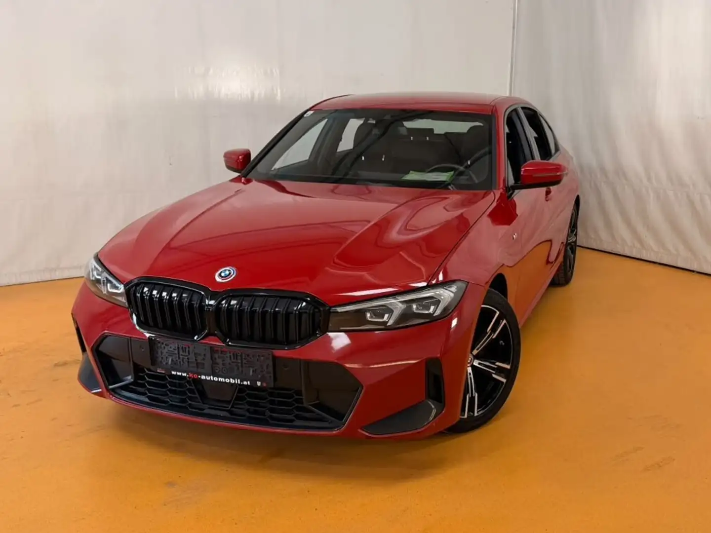 BMW 320 d 48 V Aut. Rot - 1