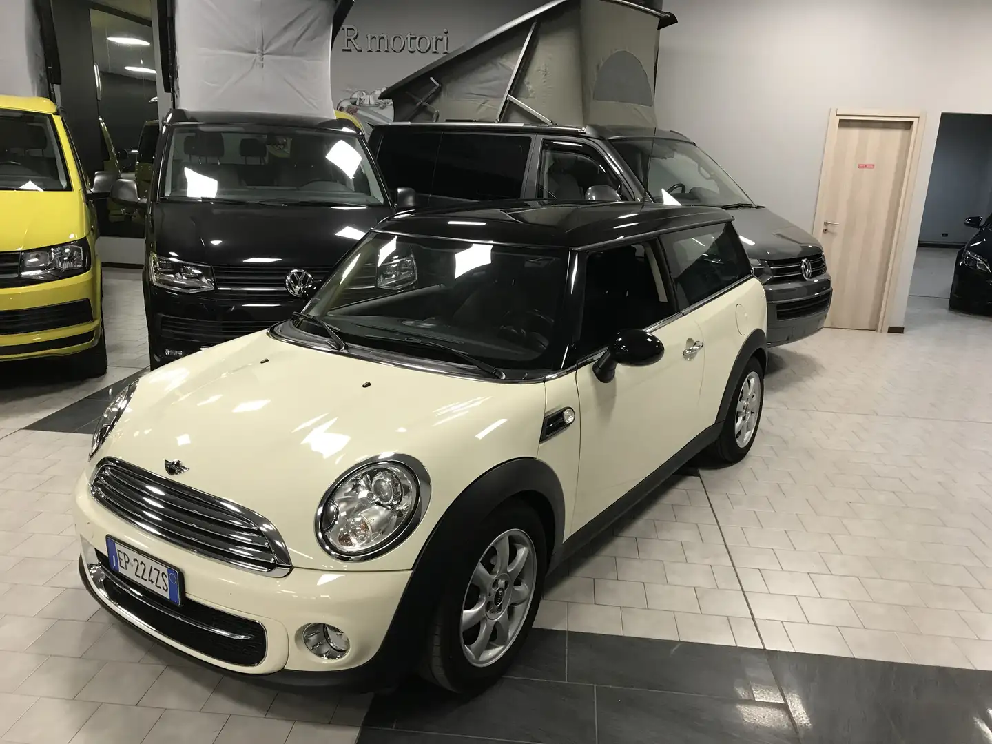 MINI Cooper D 1.6 112 CV “ Neopatentati “ Weiß - 1