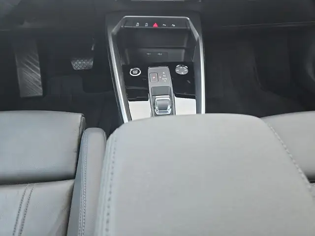 Audi A3 view 9