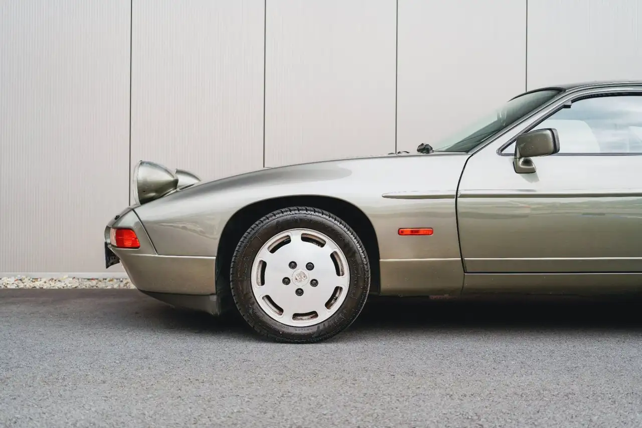 Porsche 928 S4, foto 9