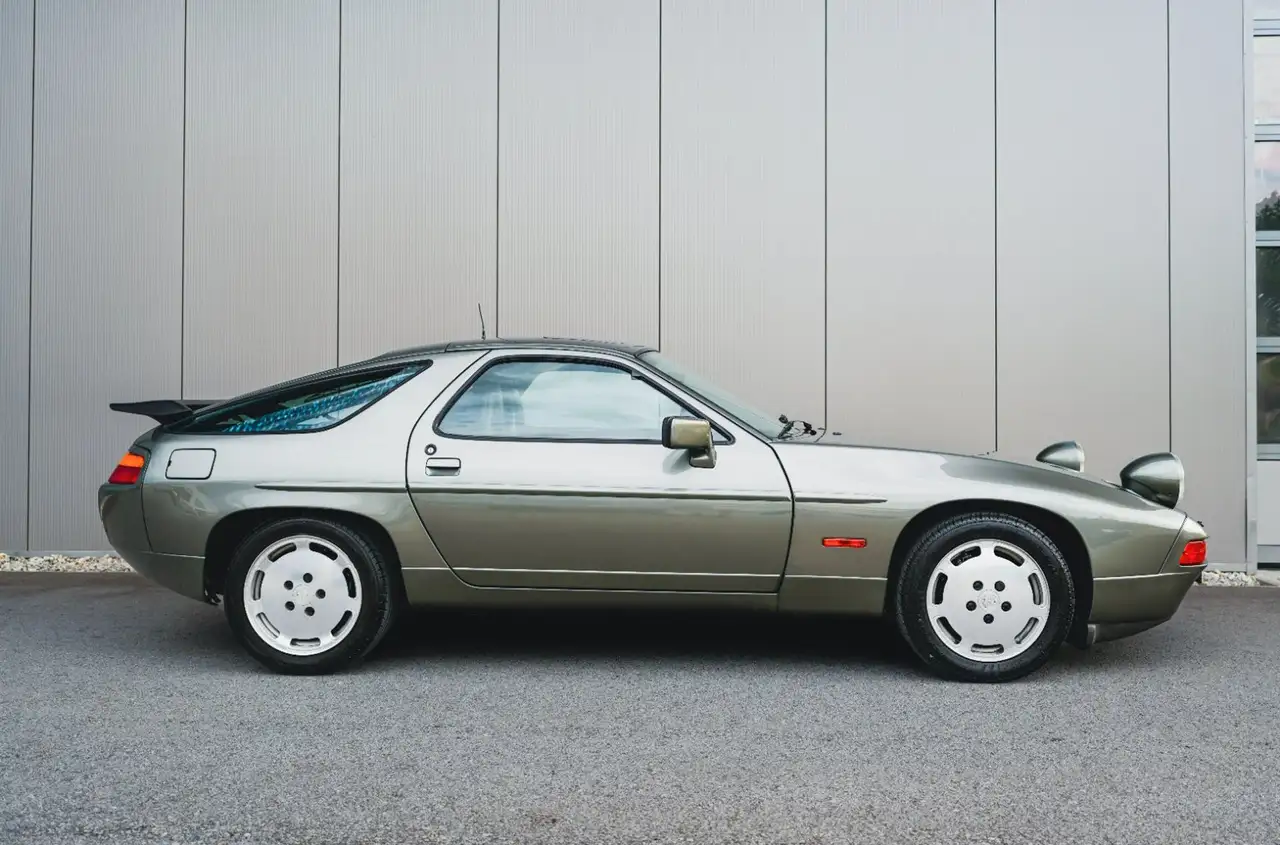 Porsche 928 S4, foto 8