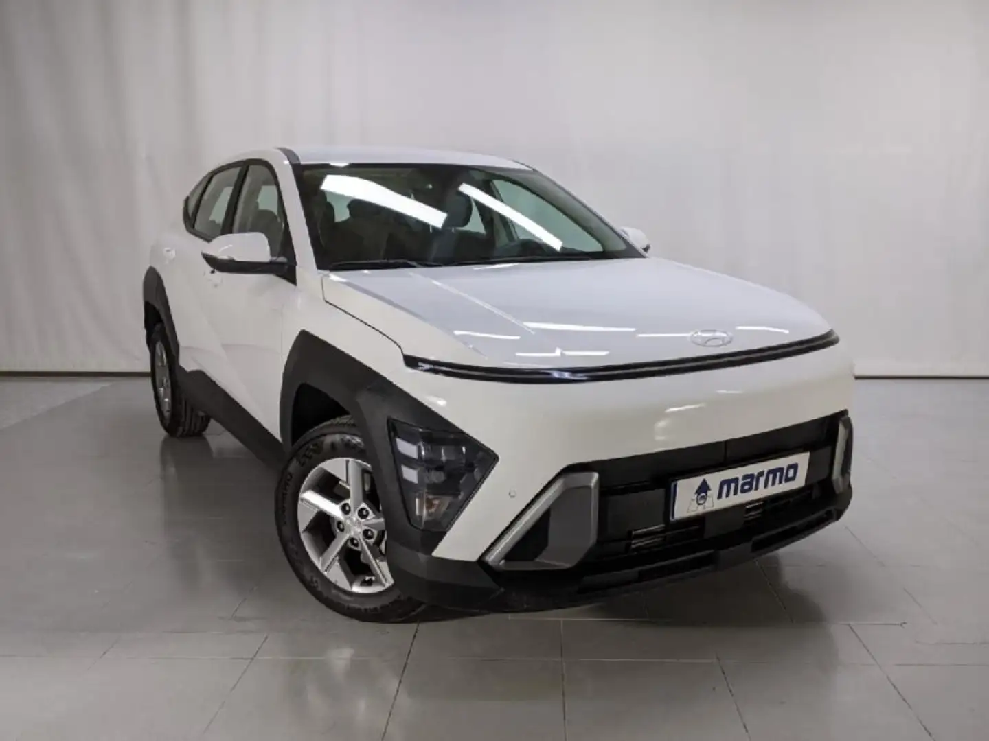 Hyundai KONA MAXX 1.6 GDI 129CV HIBRIDO SEMINUEVO Blanco - 1
