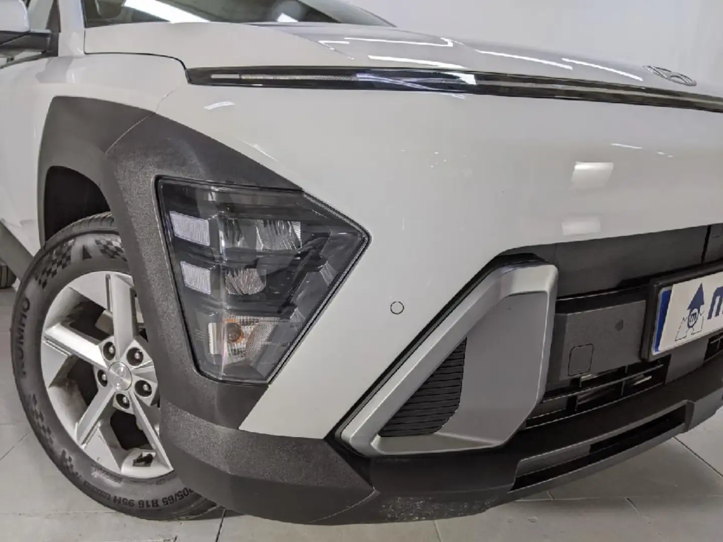Hyundai KONA MAXX 1.6 GDI 129CV HIBRIDO SEMINUEVO Blanco - 2
