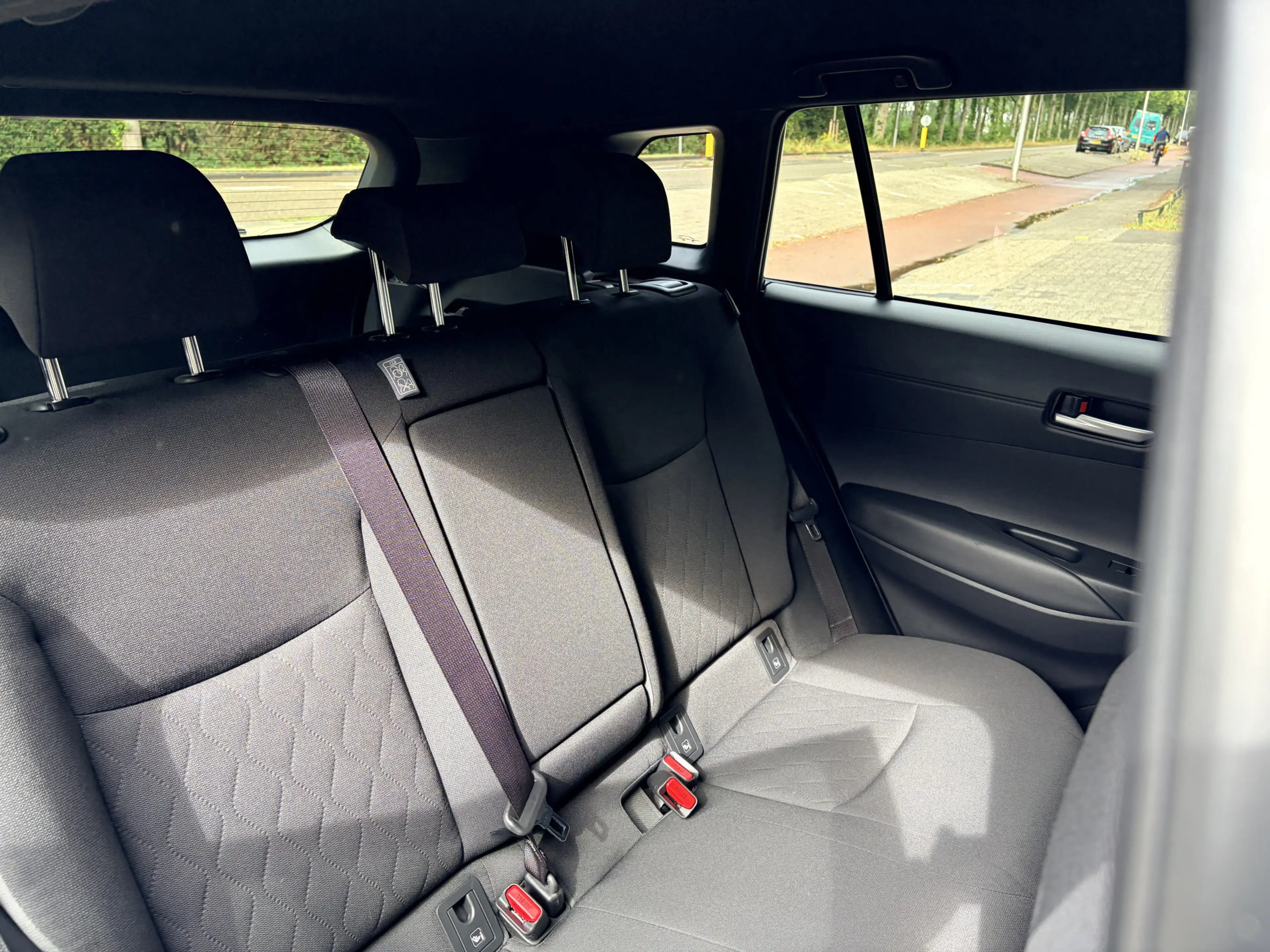 Toyota Corolla Cross Hybrid 200 Dynamic Navi Fullmap/A.uitrijcamera/In — photo 20